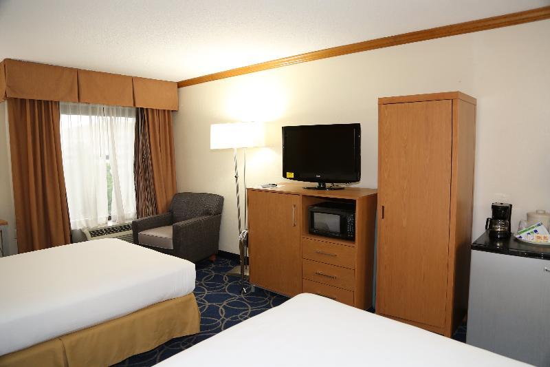 Hotel Comfort & I-10 West Energy Corridor 3*