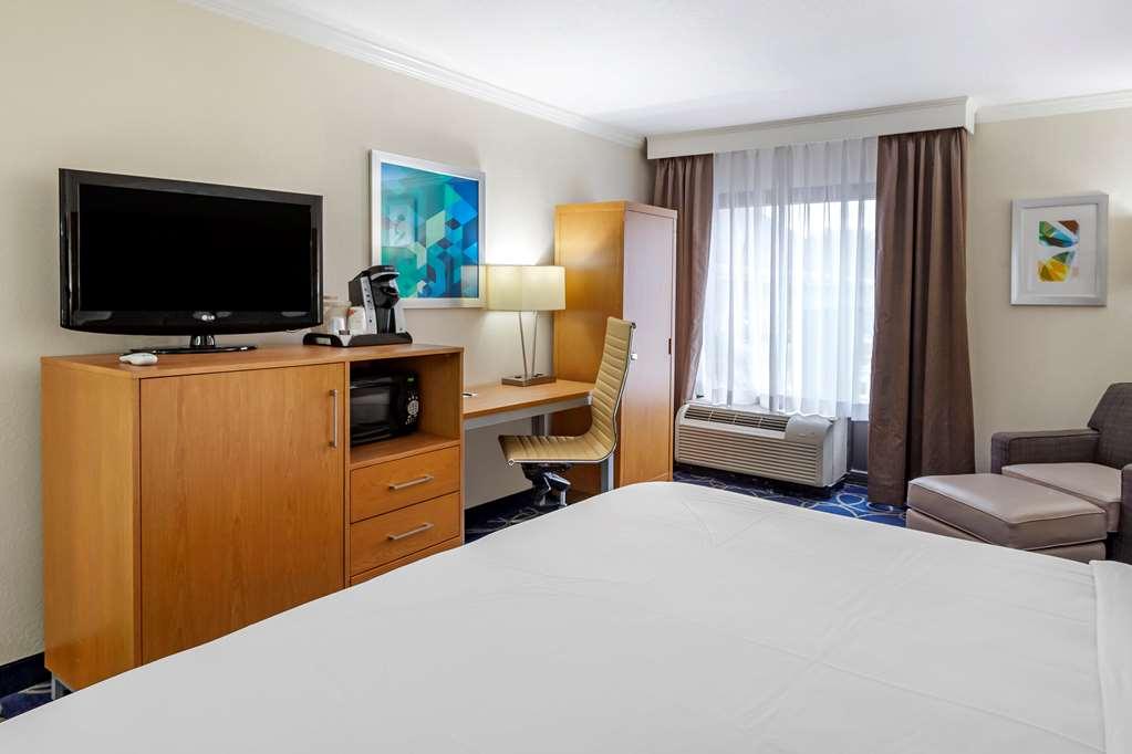 Comfort & I-10 West Energy Corridor Hotel Houston