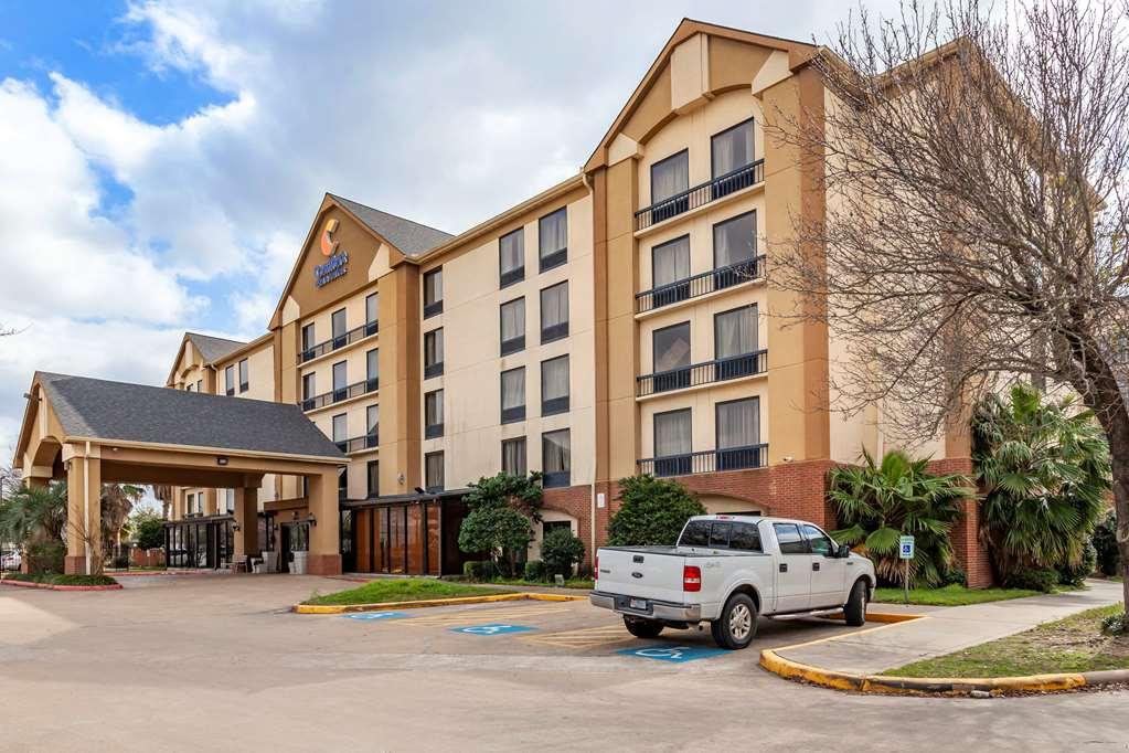 Hotel Comfort & I-10 West Energy Corridor 3*