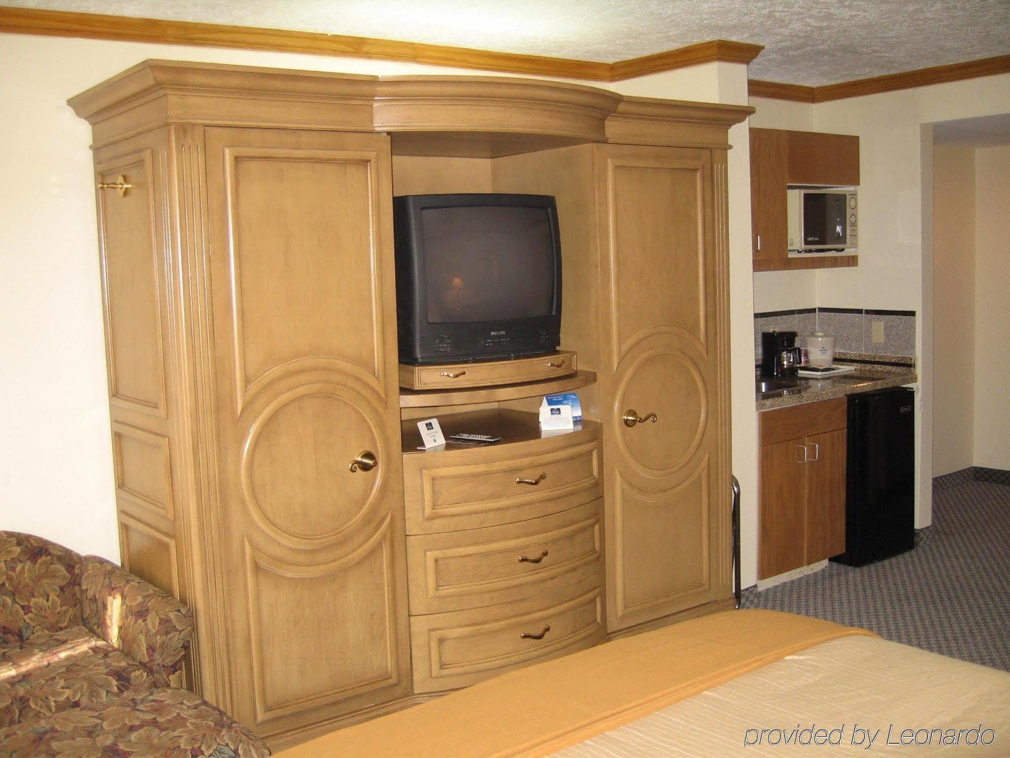 Comfort & I-10 West Energy Corridor Hotel 3*