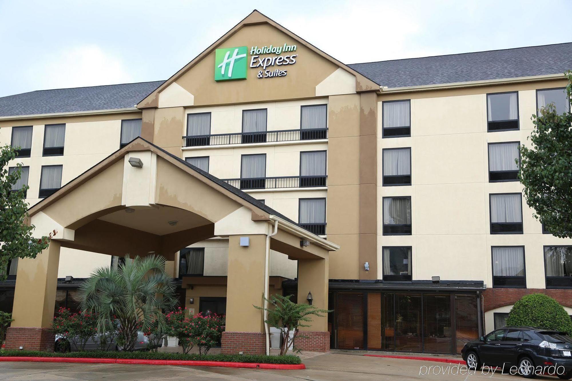 Comfort & I-10 West Energy Corridor Hotel